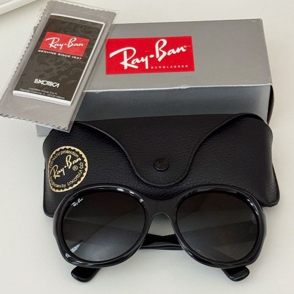 NWT Ray-ban Sunglasses RB4191